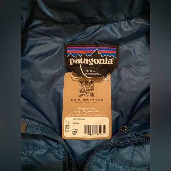 NWT Patagonia Blue Nano Puff Vest - Picture 3 of 4